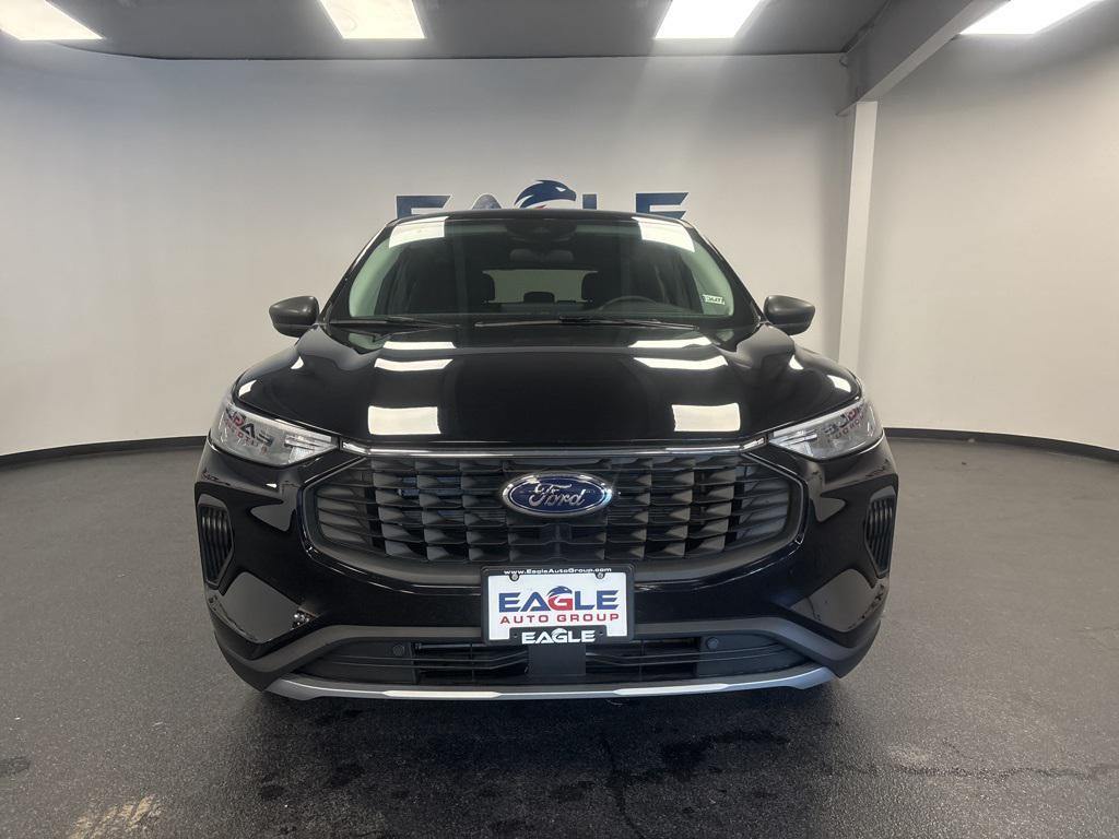new 2025 Ford Escape car, priced at $26,490