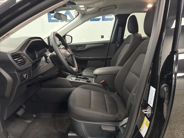 new 2025 Ford Escape car, priced at $27,990