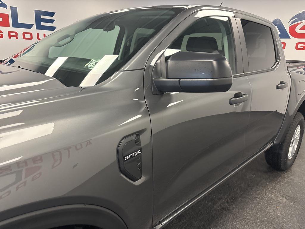 new 2025 Ford Ranger car, priced at $35,990