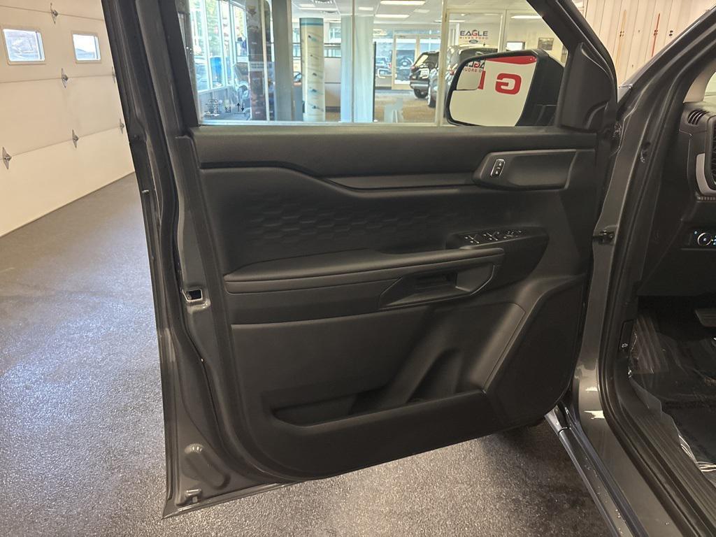 new 2025 Ford Ranger car, priced at $35,990