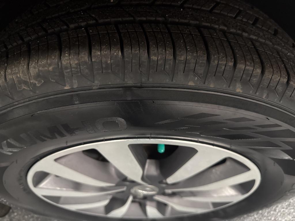 used 2020 Chrysler Pacifica car, priced at $20,690