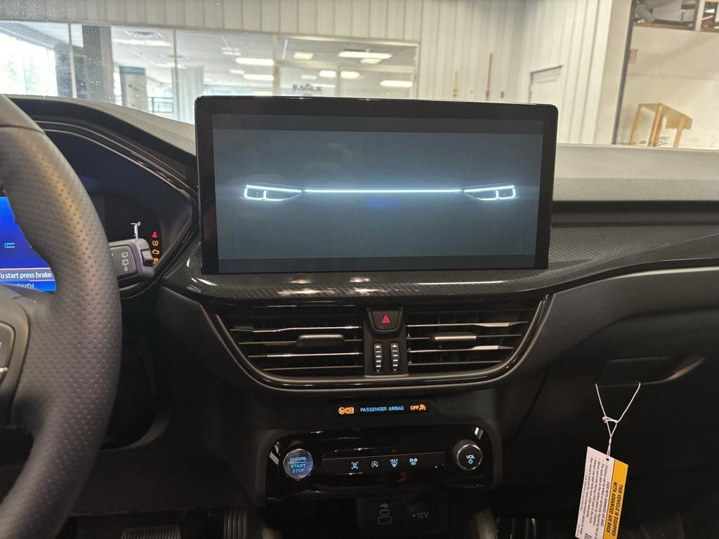 new 2025 Ford Escape car, priced at $27,990