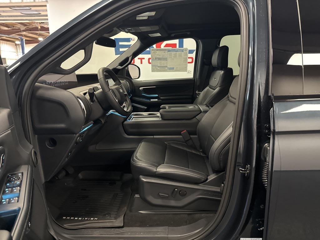 new 2025 Ford Expedition Max car, priced at $79,990