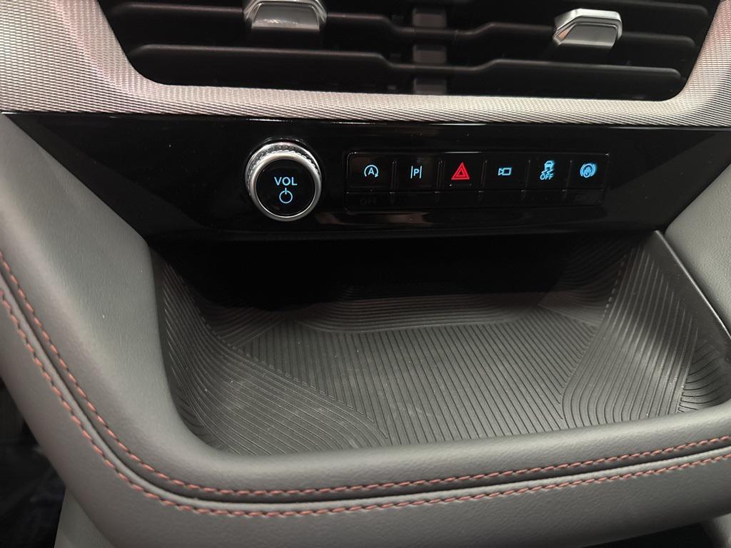 new 2025 Ford Explorer car, priced at $39,990