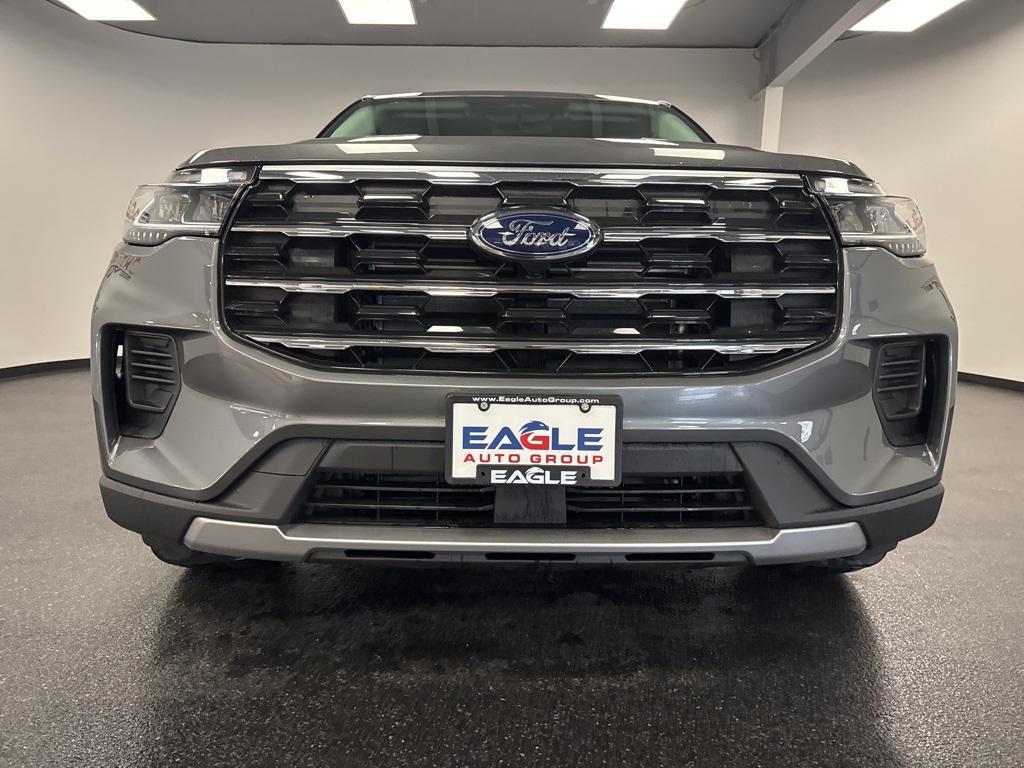 new 2025 Ford Explorer car, priced at $39,990