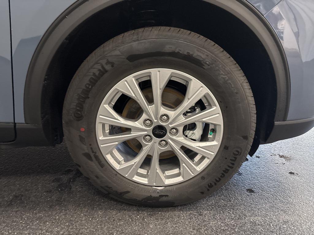 new 2026 Ford Escape car, priced at $31,990