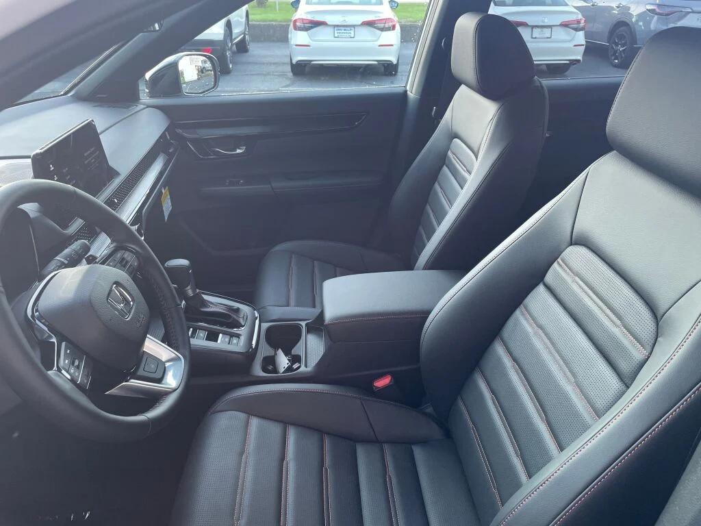 new 2026 Honda CR-V Hybrid car, priced at $44,155