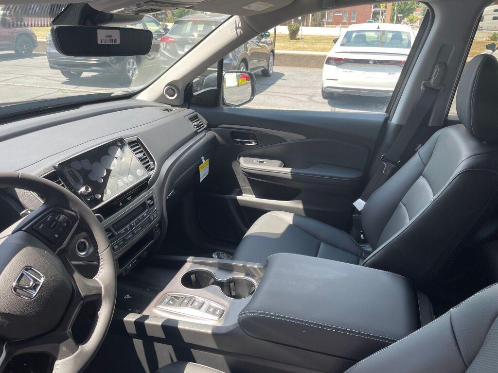 new 2025 Honda Ridgeline car, priced at $44,680