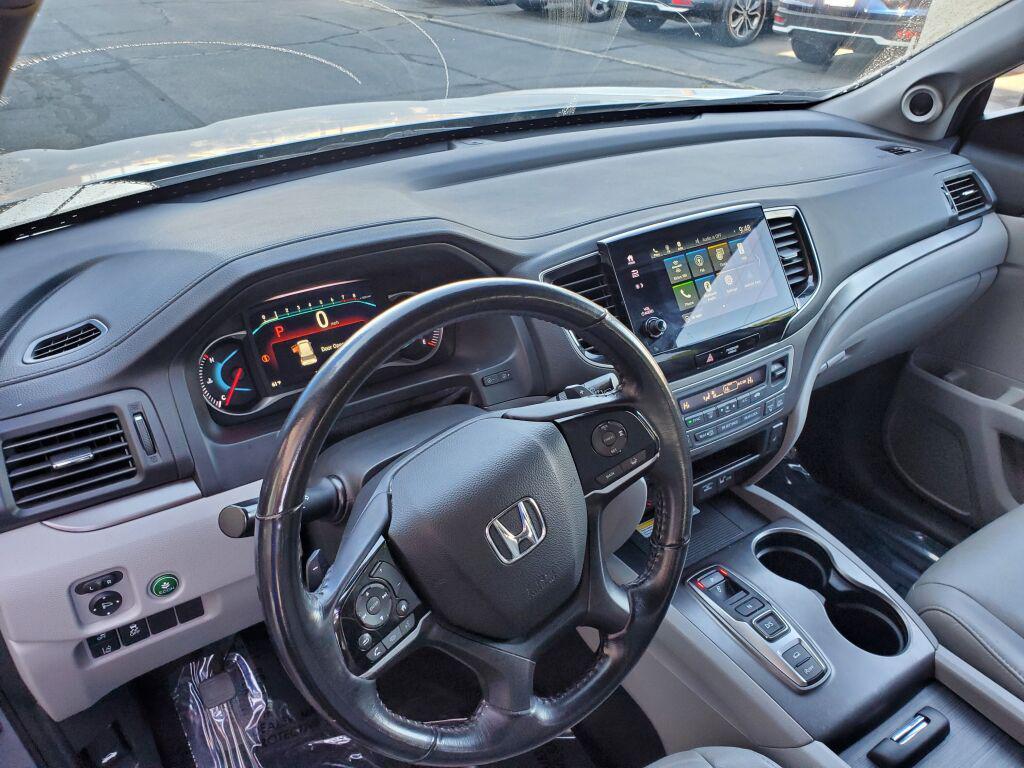 used 2022 Honda Pilot car, priced at $32,998