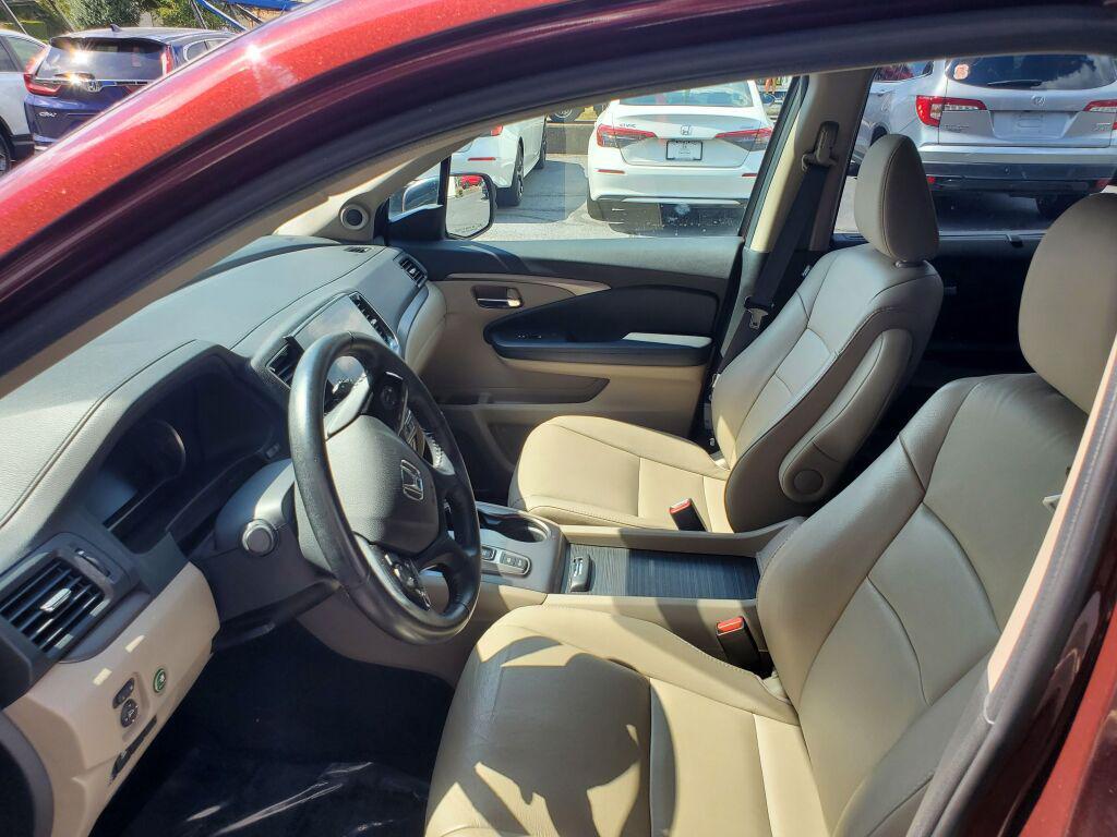 used 2022 Honda Pilot car, priced at $34,998