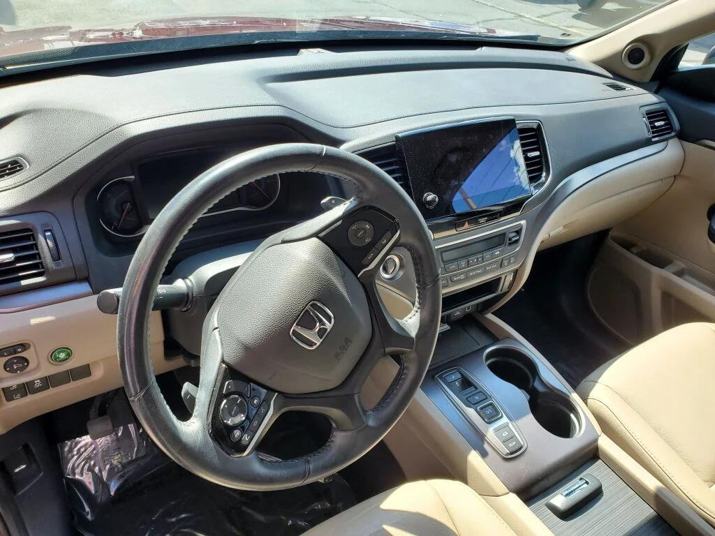 used 2022 Honda Pilot car, priced at $34,998