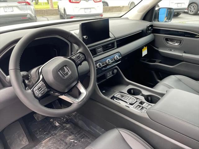 new 2025 Honda Pilot car, priced at $47,505