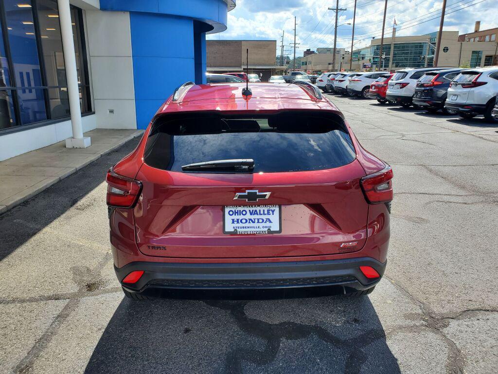 used 2025 Chevrolet Trax car, priced at $23,998