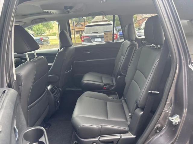 used 2022 Honda Pilot car, priced at $35,999