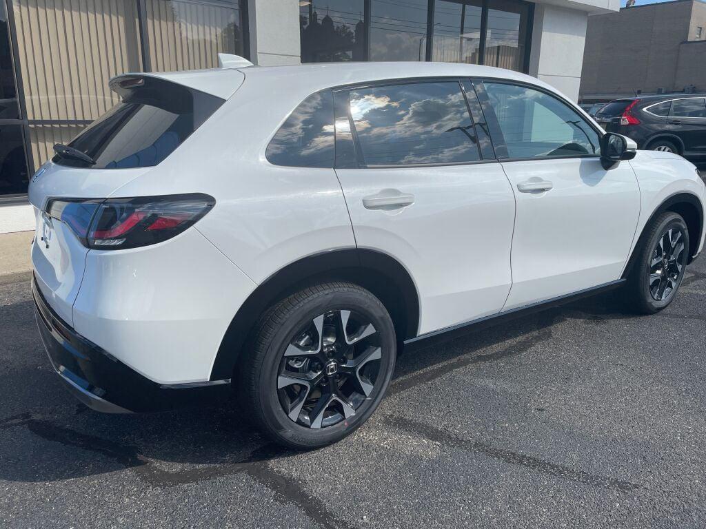 new 2026 Honda HR-V car, priced at $33,400
