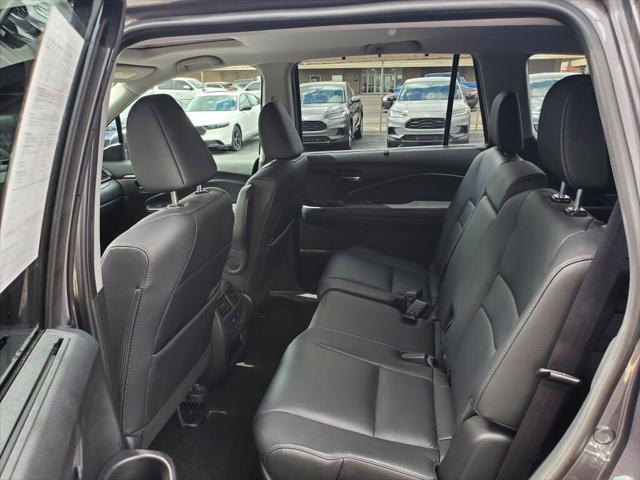 used 2022 Honda Pilot car, priced at $34,995