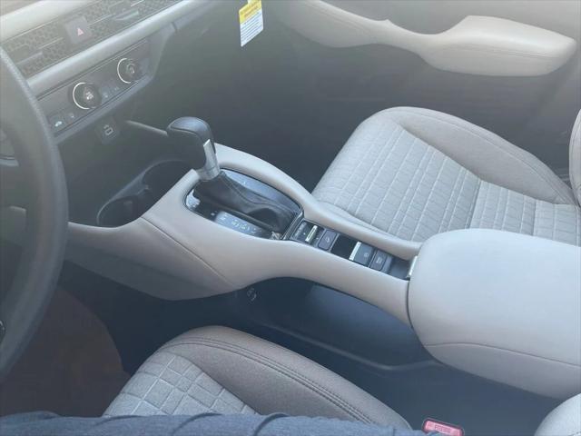 new 2025 Honda HR-V car, priced at $28,295