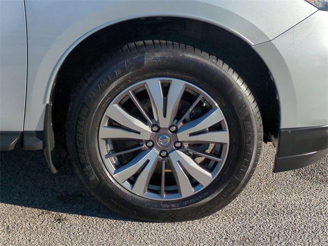 used 2018 Nissan Pathfinder car, priced at $14,995