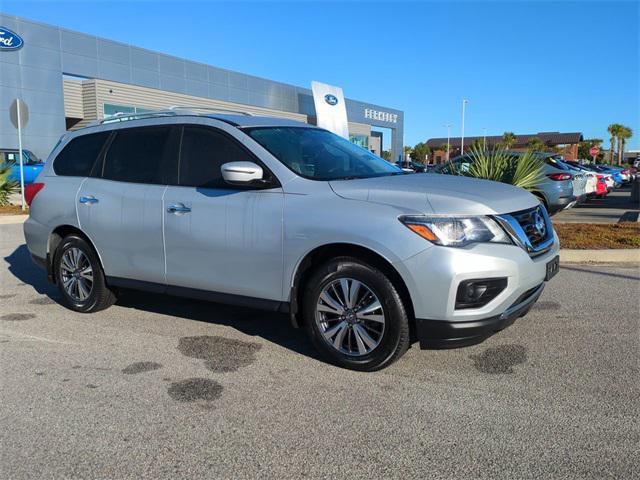 used 2018 Nissan Pathfinder car, priced at $14,995