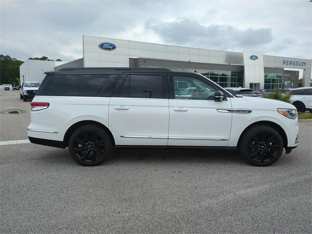 used 2022 Lincoln Navigator car, priced at $73,987