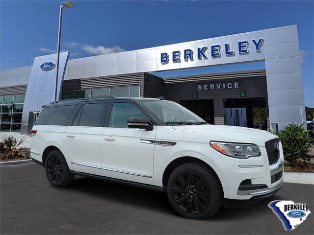 used 2022 Lincoln Navigator car, priced at $73,987