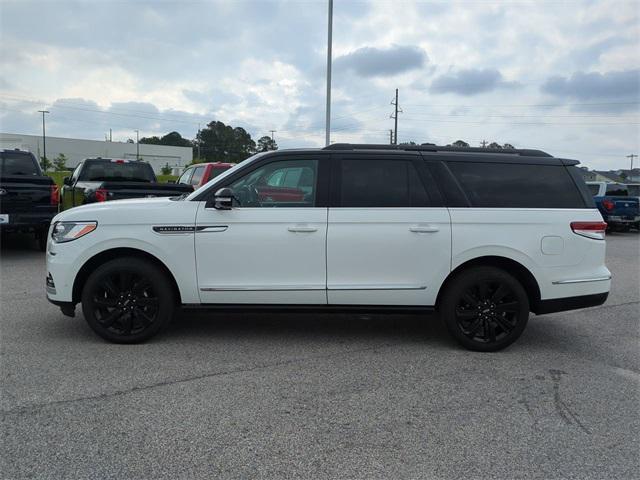 used 2022 Lincoln Navigator car, priced at $73,987