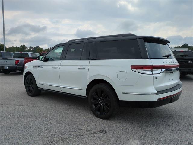 used 2022 Lincoln Navigator car, priced at $73,987
