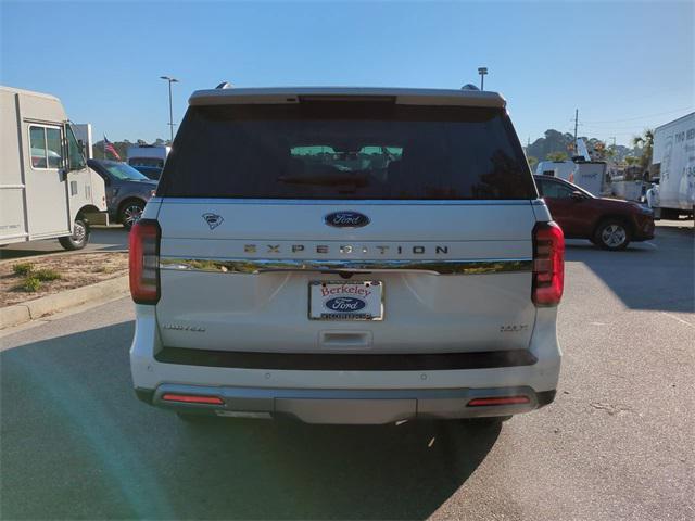 new 2024 Ford Expedition car, priced at $70,009