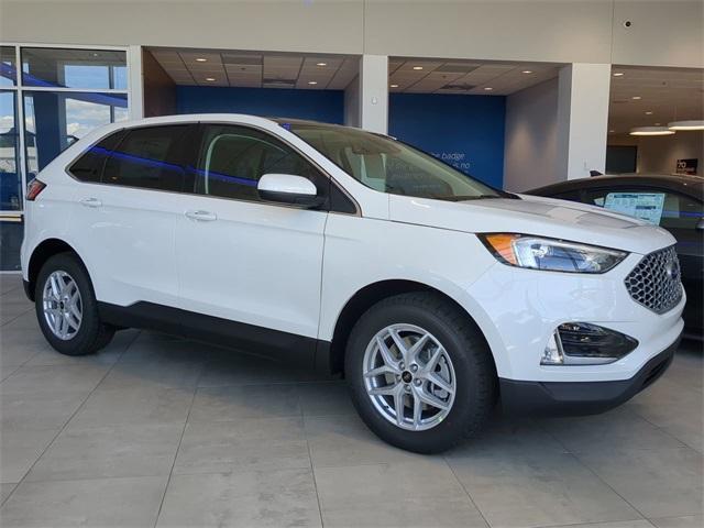 new 2024 Ford Edge car, priced at $41,108