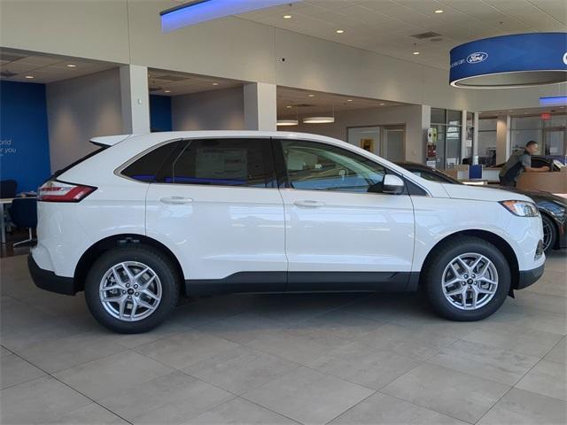 new 2024 Ford Edge car, priced at $41,108