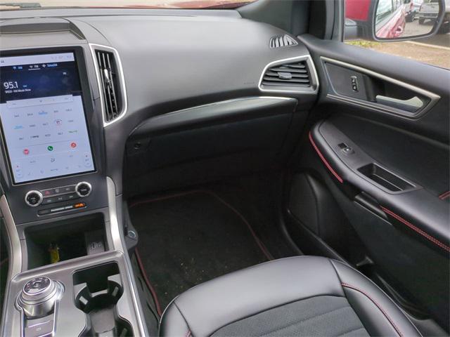 used 2024 Ford Edge car, priced at $38,995