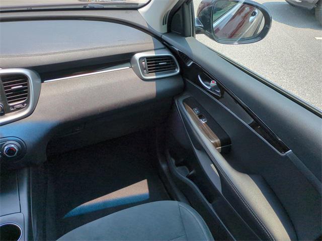 used 2019 Kia Sorento car, priced at $17,995