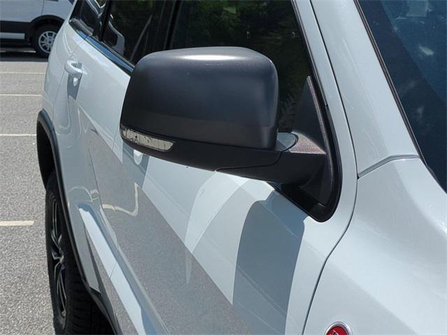 used 2021 Jeep Grand Cherokee car, priced at $26,895