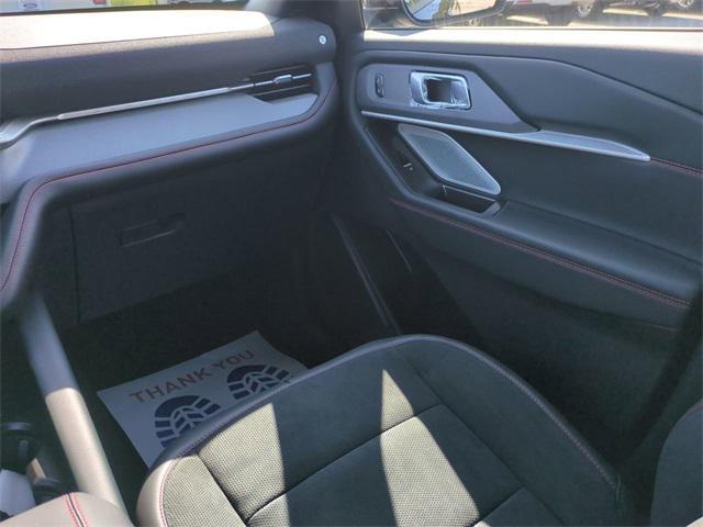 new 2025 Ford Explorer car, priced at $58,694
