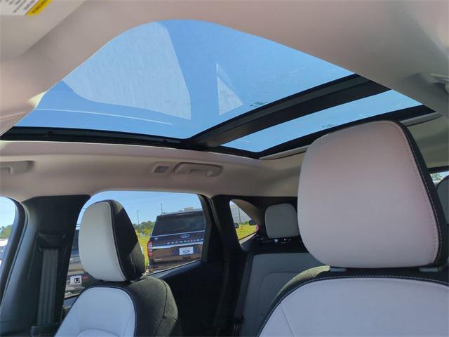 new 2025 Ford Escape car, priced at $29,095