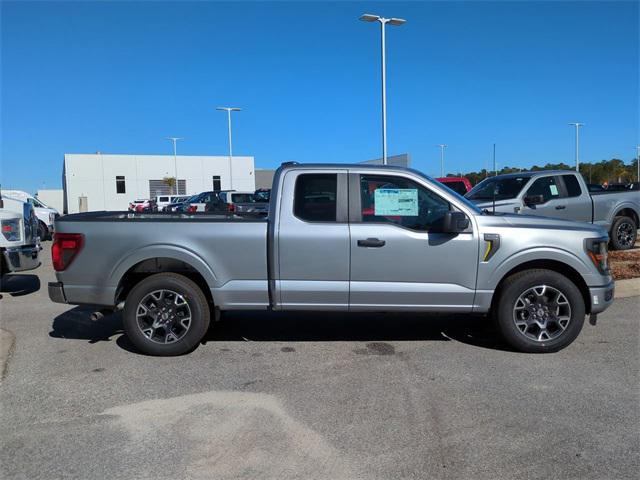 new 2024 Ford F-150 car, priced at $39,745