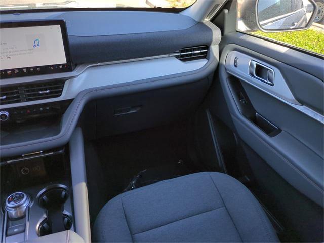 new 2025 Ford Explorer car, priced at $39,045