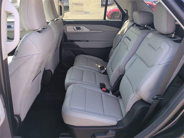 new 2025 Ford Explorer car, priced at $41,664