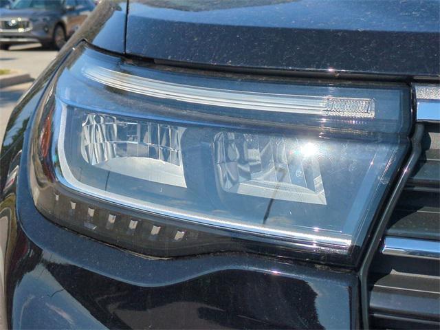 new 2025 Ford Explorer car, priced at $41,664
