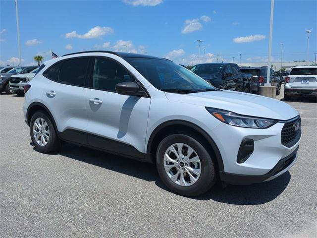 new 2025 Ford Escape car, priced at $30,447
