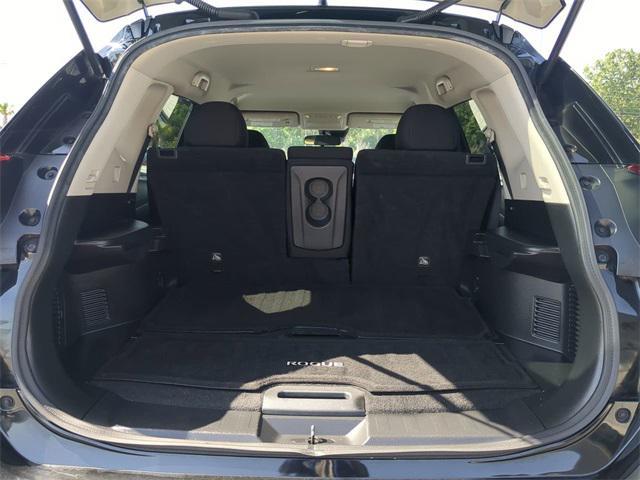 used 2020 Nissan Rogue car, priced at $19,887