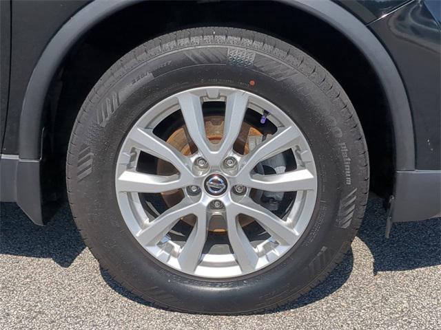 used 2020 Nissan Rogue car, priced at $19,887