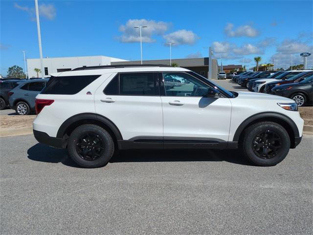 new 2024 Ford Explorer car, priced at $50,536