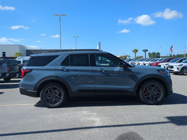 new 2025 Ford Explorer car, priced at $55,471