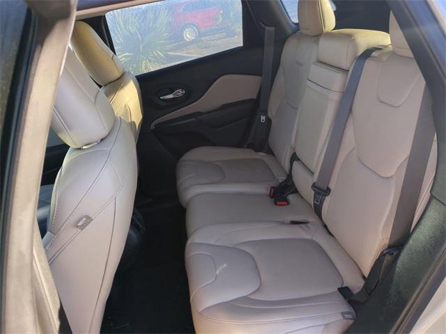 used 2015 Jeep Cherokee car, priced at $9,998