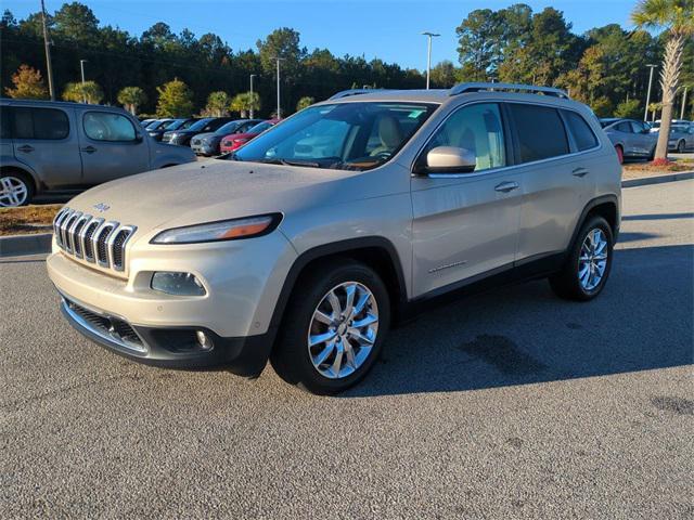 used 2015 Jeep Cherokee car, priced at $9,998