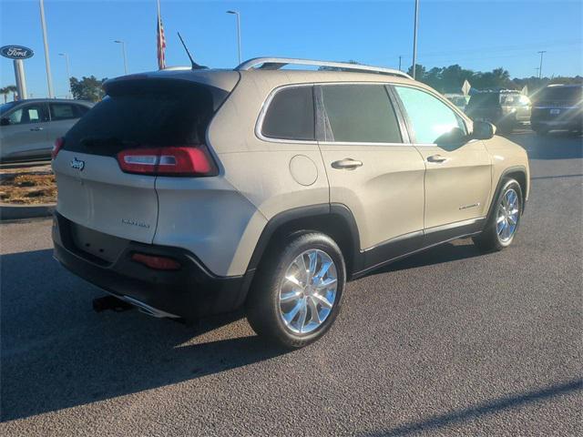 used 2015 Jeep Cherokee car, priced at $9,998