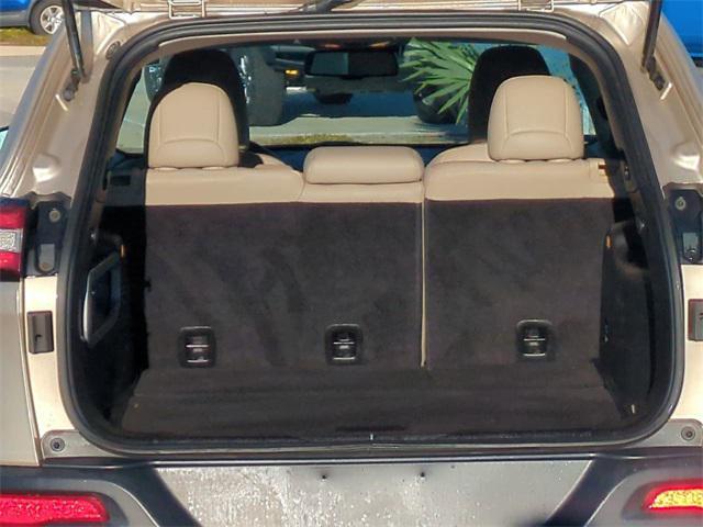 used 2015 Jeep Cherokee car, priced at $9,998