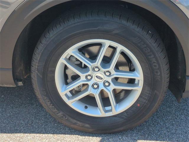 new 2025 Ford Explorer car, priced at $36,860