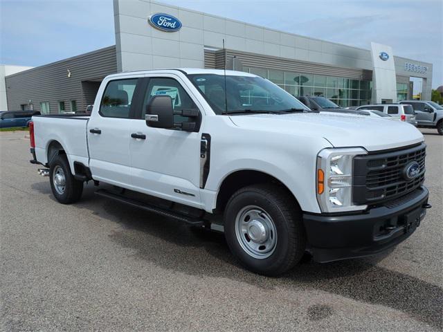 new 2025 Ford F-250 car, priced at $60,379